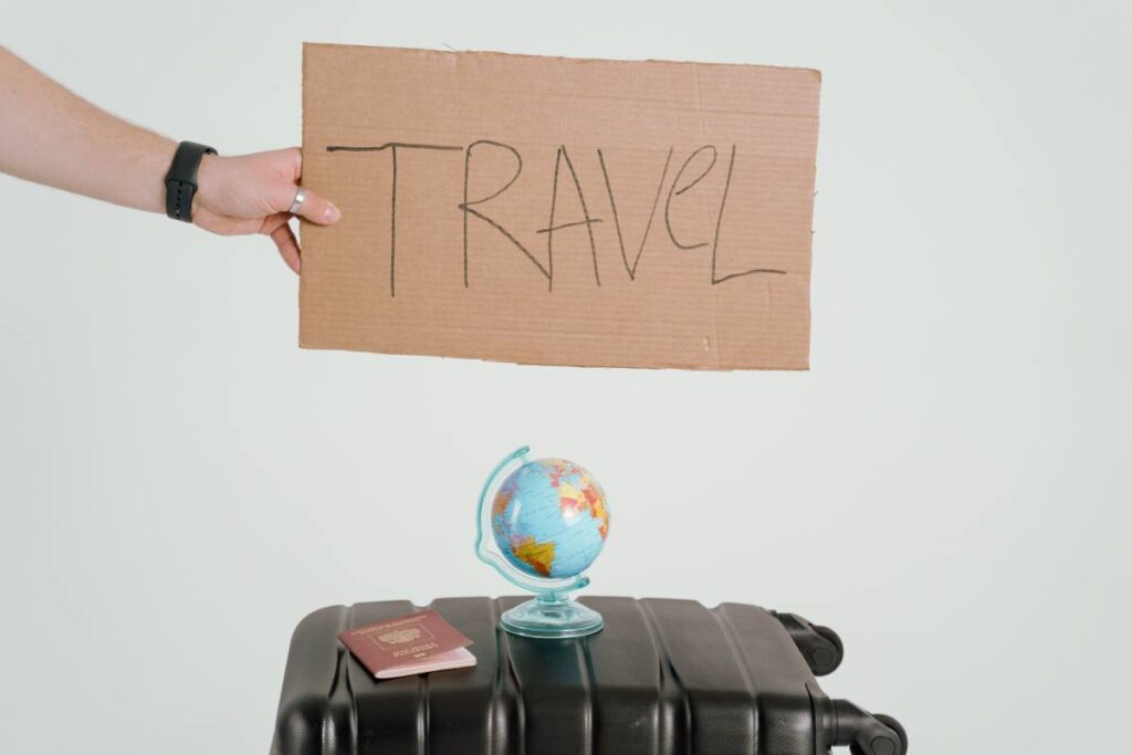 VACANZE, MILANO BATTE ROMA: È LA CITTÀ DEI VIAGGIATORI PIÙ SPENDACCIONI